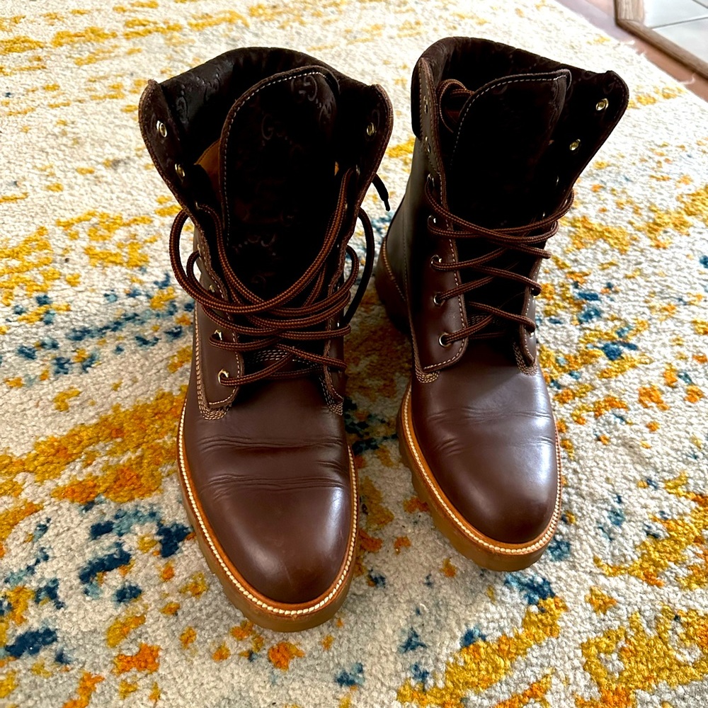 Men's authentic leather Gucci boots